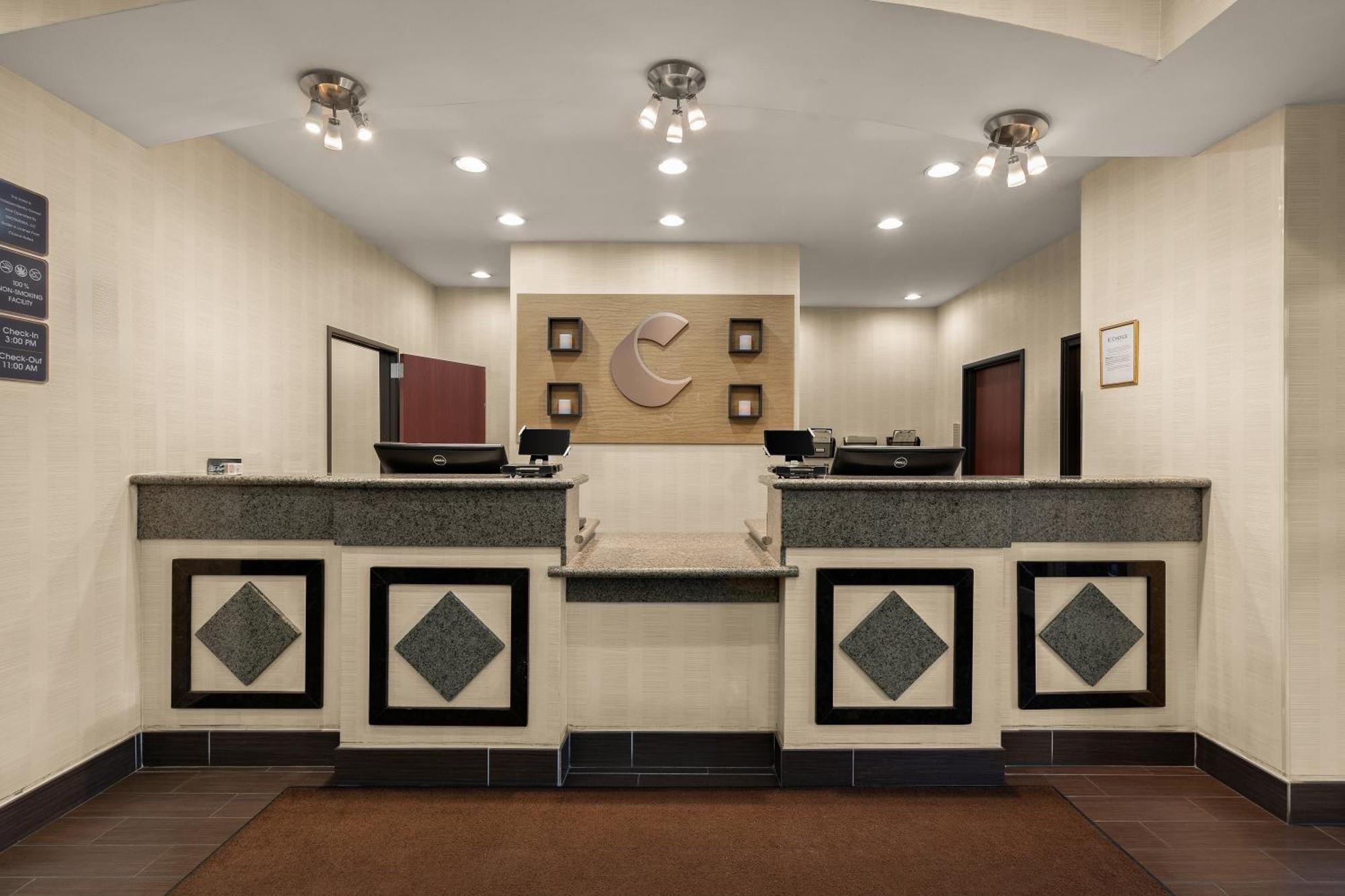 Comfort Inn Ogden Near Event Center Bagian luar foto