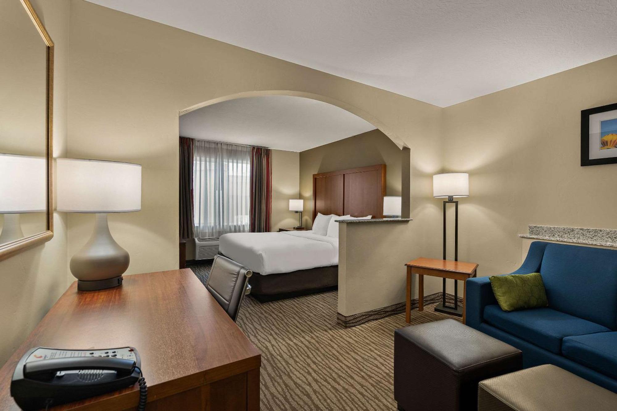 Comfort Inn Ogden Near Event Center Bagian luar foto